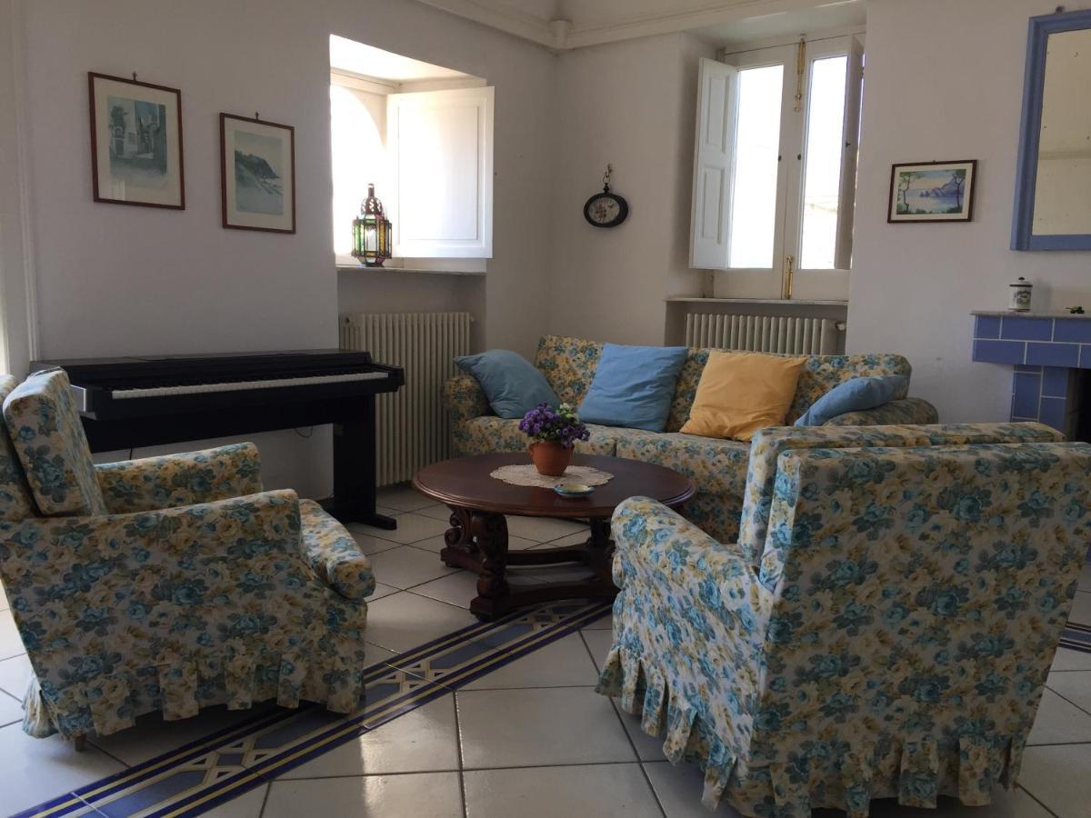 Casa Adriana Bed & Breakfast อนากาปรี ภายนอก รูปภาพ
